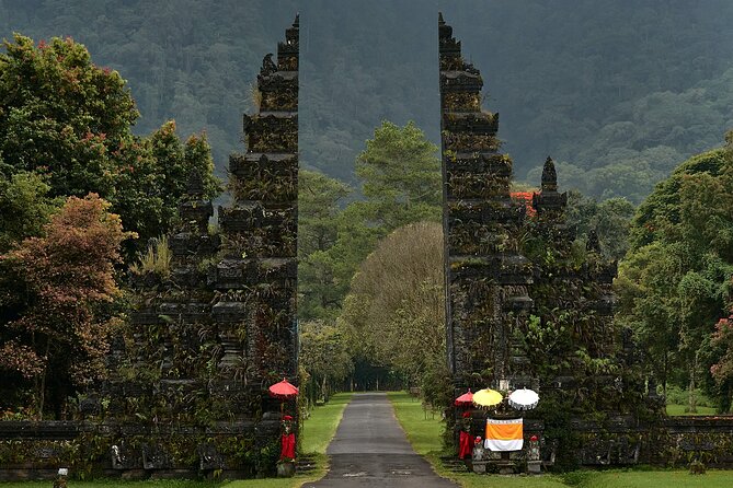 Private Full-Day Handara, Ulun Danu, Jatiluwih and Tanah Lot Tour - One day from Bali’s highlands to the coast