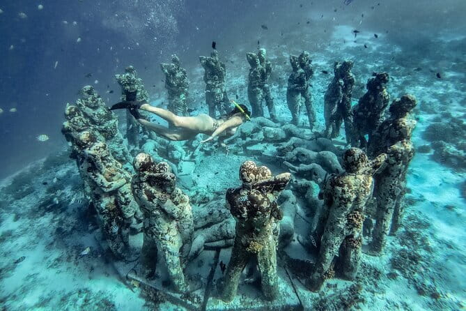 Private Snorkeling Gili Island Including GoPro Camera - The Nest and its underwater statues