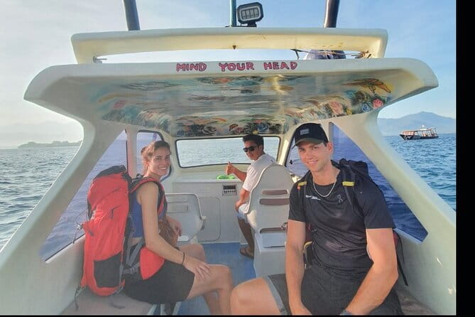 Private Speedboat transfer Between Lombok and Gili Islands - Teluk Nara to the Gili Islands in 10 minutes