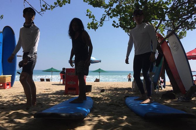 Private surf lesson - Starting at M88 Surf School on Kuta Beach