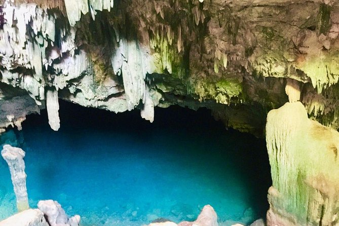 Private tour 4 days 3 nights Komodo on boat, waterfall and Rangko cave - What the $866.69 price really covers