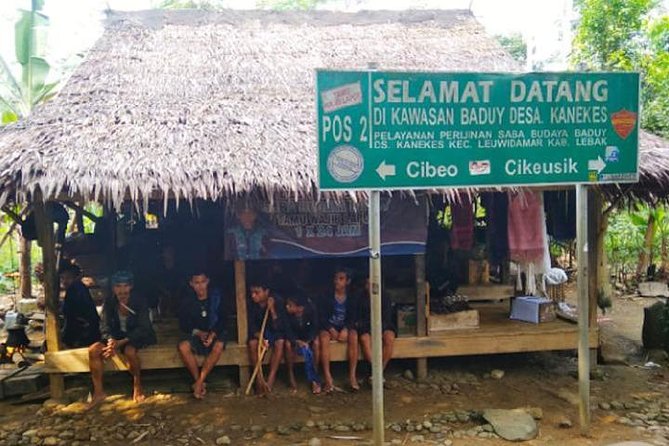 Private Tour Baduy Village - Traditional music adds a memorable finish