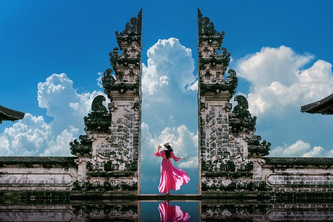 Private Tour Bali: Lempuyang Temple / Gate of Heaven, tirtagangga, waterfall. - Rice terraces first, with Bali’s working countryside