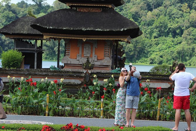 Private Tour: Bali Temples, Hidden Waterfall and Handara Gate - Bedugul: the useful lunch break