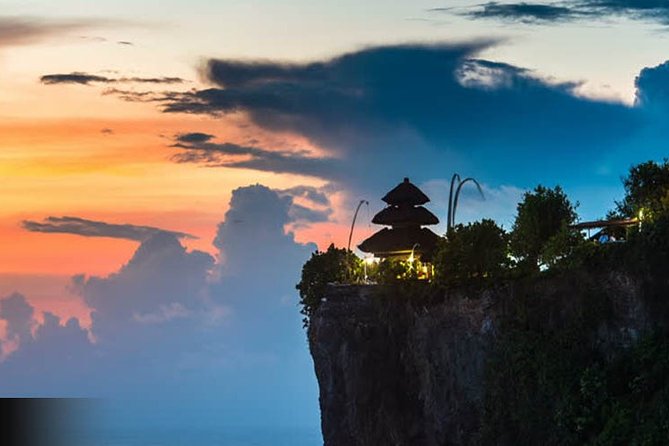 Private Tour: Highlights Uluwatu Temple & Southern Beaches Bali - Nusa Dua and Garuda Wisnu Kencana in the Wider Route