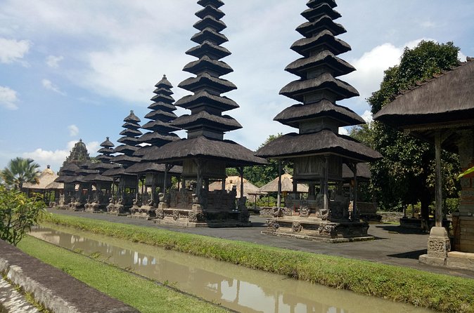 Private Tour: Leke-Leke Waterfall, Handara gate & Iconic Temples - The real value of $58 per person