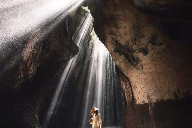 Private Tour Lempuyang, Tirta gangga, tukad Cepung Waterfall - The 10-hour schedule and pickup areas