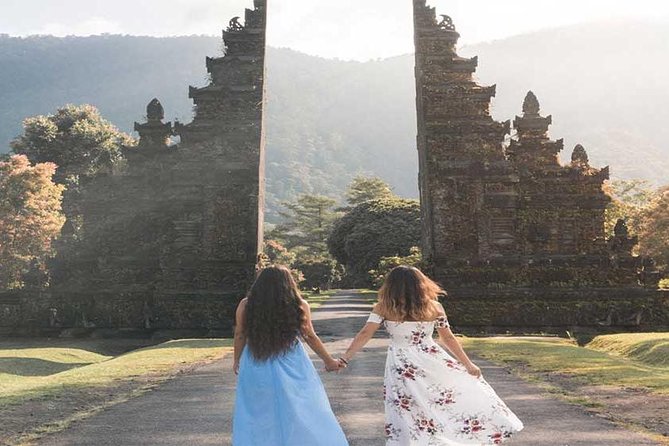 Private Tour: Ulun Danu Temple-Handara Gate-Wana Giri Hill&Tanah Lot Sunset - Ten hours is useful, but the route is ambitious