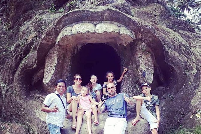 Private Ubud Tour Package - Pura Puseh, Batuan Temple