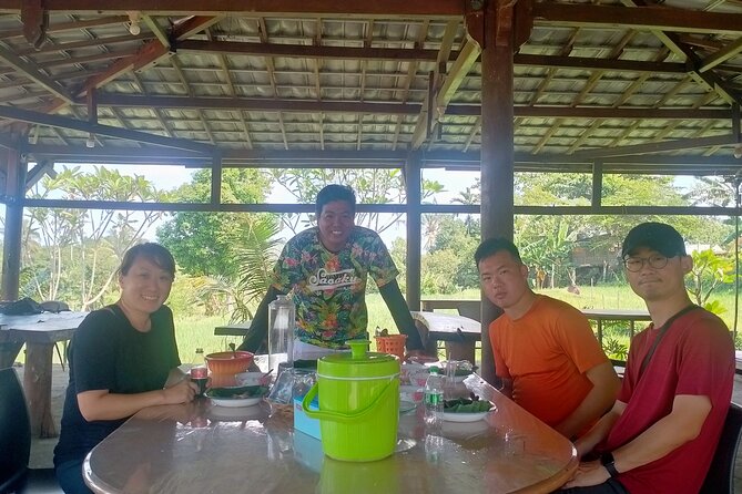 Rafting at Jangkok River Lombok - What happens at the Batu Mekar rafting basecamp