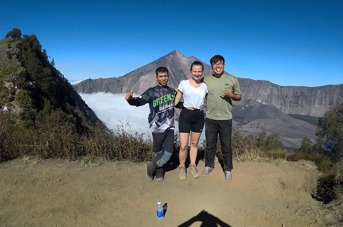 Rinjani Trekking 1 day Trek To the rim via senaru 2,642m - Reaching the Senaru Crater Rim at 6:00 a.m.