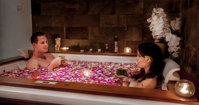 Romantic Couple Treatment at ANJALI SPA - A one-hour couple ritual in Legian