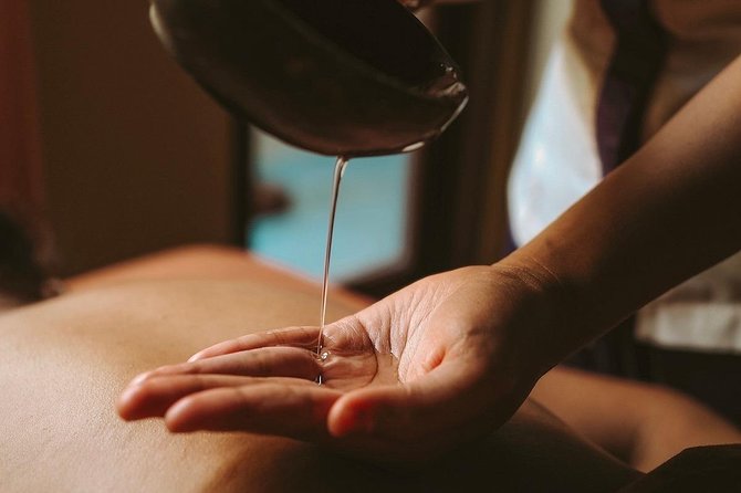 Royal Orchid Spa 90 Minutes Relaxing Massage. - The 90-minute Balinese massage with natural oil