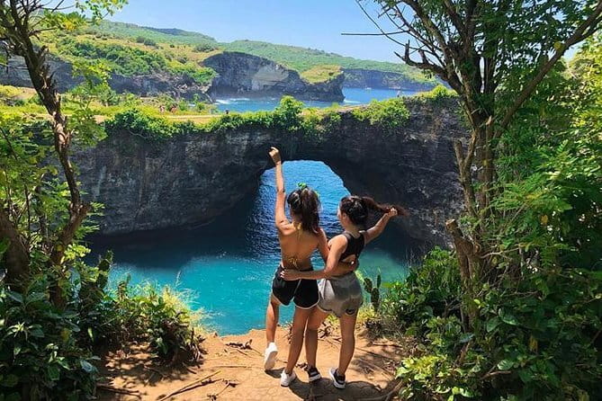 Snorkeling 3 Spots with GoPro & West Coast Tour Nusa Penida - Kelingking Beach and the famous T-Rex profile