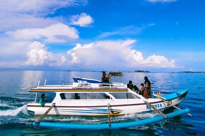 Snorkling trip 3 gili(terawangan, meno,air) - Boarding the slow boat around the three Gilis