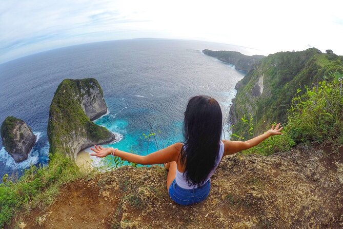 Solo Traveler in Nusa Penida - Angel’s Billabong brings emerald water and cliff views