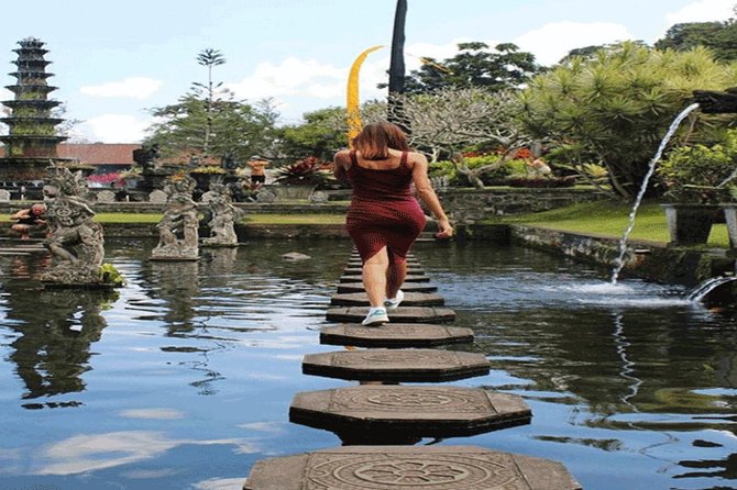 Sunrise At The Gate Of Heaven Lempuyang Bali - Watching sunrise at Lempuyang Temple