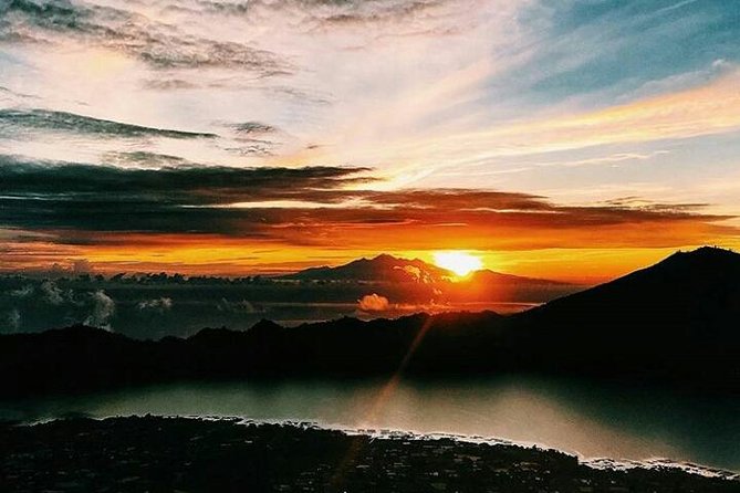 Sunrise mount batur trecking all inclusive - The overnight pickup from Kuta and south Bali