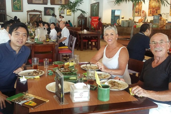 Surabaya Private Tour - The traditional market, where the city feels close