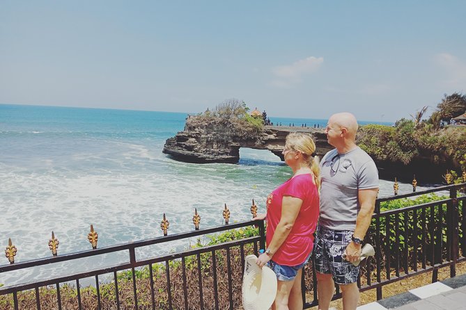 Tanah Lot and Uluwatu Temple - Stunning Ocean View with Sunset - The private format and the human side of the day