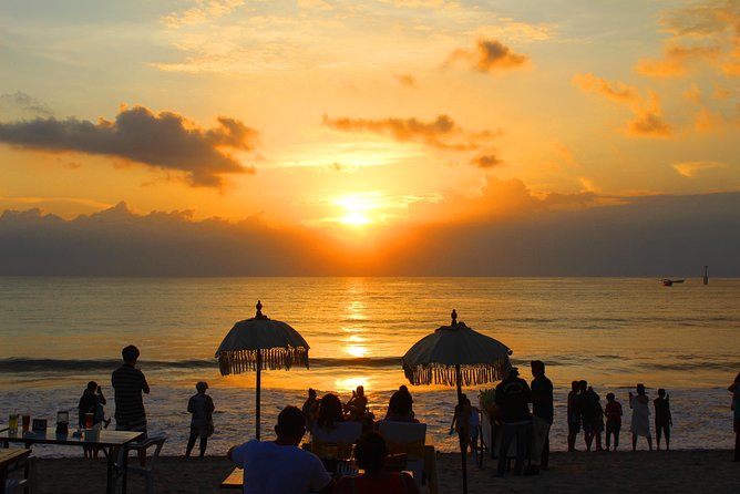 Tanah Lot and Uluwatu Temple - Stunning Ocean View with Sunset - Garuda Wisnu Kencana packs culture into one hour