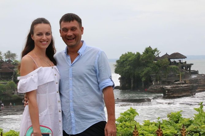 Tanah Lot and Uluwatu Temple Tour Including Seafood Dinner at Jimbaran Beach - Why this route works for a first Bali evening