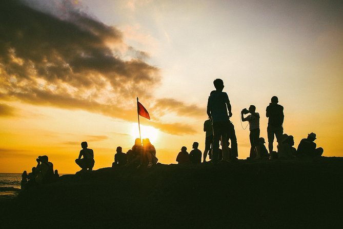 Tanah Lot Bali Temple Sunset Small Group Tour – Half Day - The small group promise and guide quality