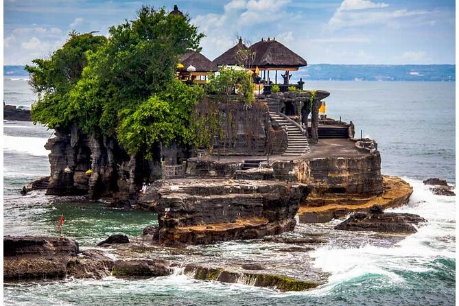 Tanah Lot Sunset Private Tour - Taman Ayun Temple: calm gardens near Mengwi
