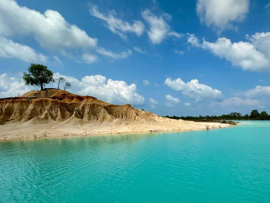 Teluk Sebong: Bintan Desert and Blue Lake Trip - Key points at a glance