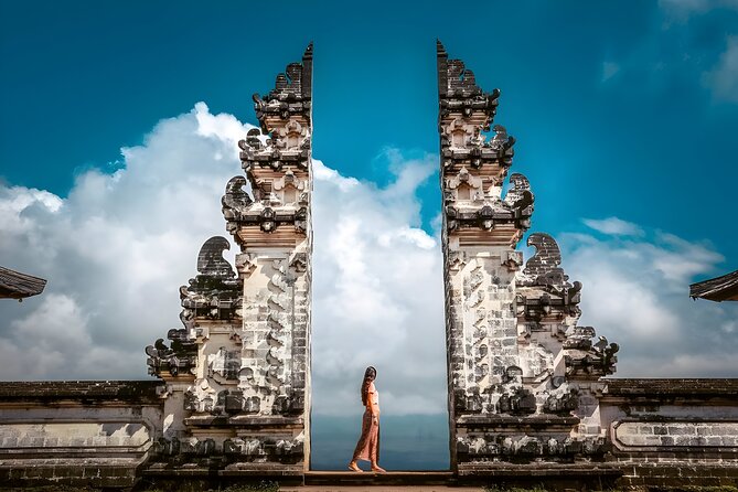 The Gates of Heaven Bali Tour : Bali Instagrammable Trip - Tirta Gangga’s pools, fountains, and royal setting