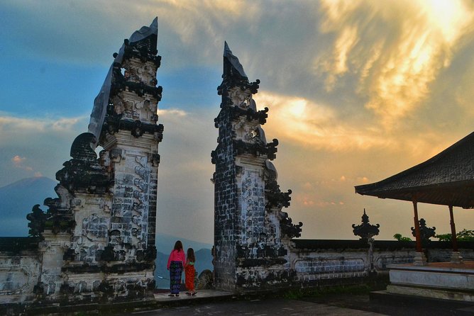 The Gates of Heaven Lempuyang Tours All Inclusive - Lempuyang Temple and the Gate of Heaven