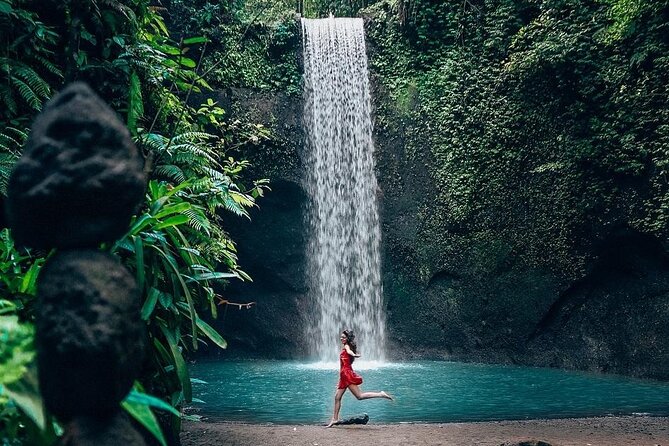 Trunyan Cemetery, Hot Spring, Penglipuran Village, and Waterfall Tour - Practical advice for making the day work
