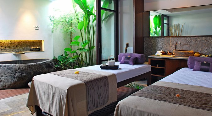 TULA Wellness Royal Chinese Empress Ritual - The Jade Body Massage Sets the Tone
