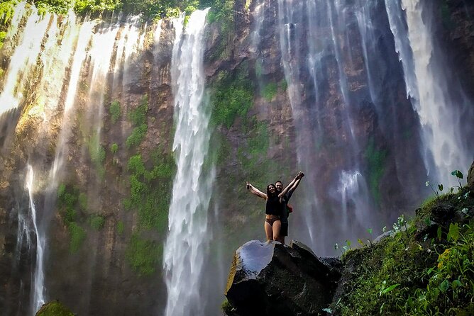 Tumpak Sewu Waterfalls - The two-hour visit at the waterfall