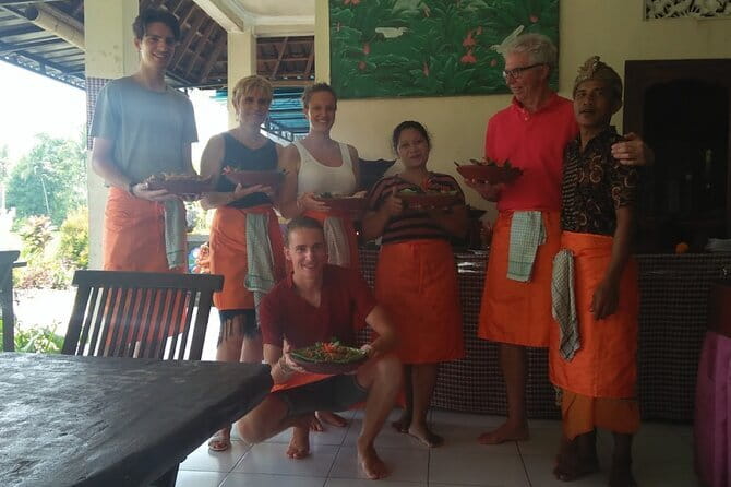 Ubud Cooking Class with Optional Market Visit Pickup Included - Starting in Ubud with a local chef