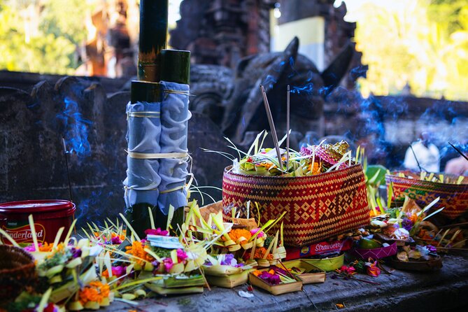 Ubud Experience | Full Day Private Tour in Ubud | FREE WIFI - Markets, shopping, and the cost of flexibility