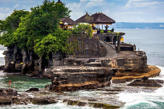 Ubud : Kintamani Downhill Cycling Tour with Lunch - Family compounds and a closer look at local life
