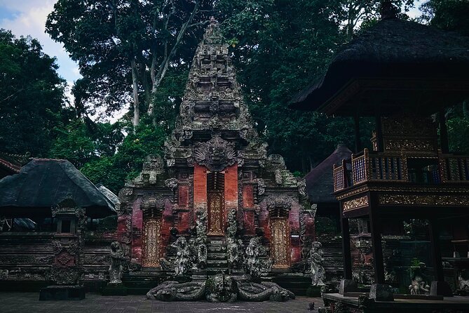 Ubud Top Tours to Discover Bali’s Cultural and Natural Wonders - Sacred Monkey Forest Sanctuary in Ubud