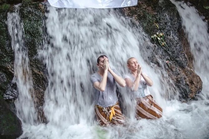 Ubud Tour - Balinese Healing By Shaman And Self Purification - Lumbung Sari Agroo: a quick coffee and tea pause