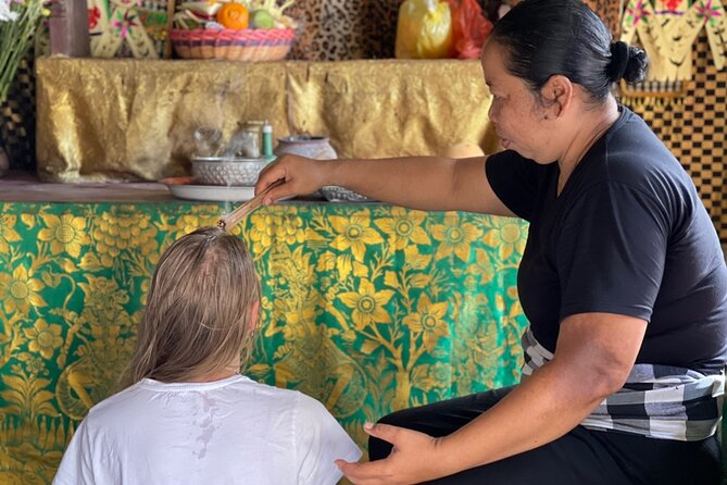 Ubud Tour - Balinese Healing By Shaman And Self Purification - Lunch at Tebasari: a local meal with a jungle view