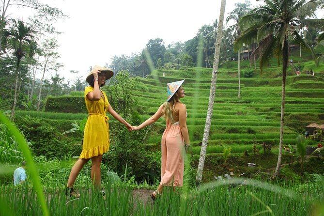 Ubud yoga, rice terrace walk and floating Breakfast tour - Starting with yoga in Bali