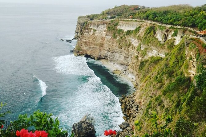 Uluwatu Sunset, Kecak Dance and Jimbaran Seafood Dinner - Jimbaran Bay Ends the Evening on the Sand
