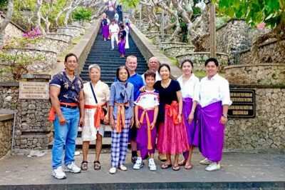 Uluwatu Temple Entry and Kecak Fire Dance Ticket