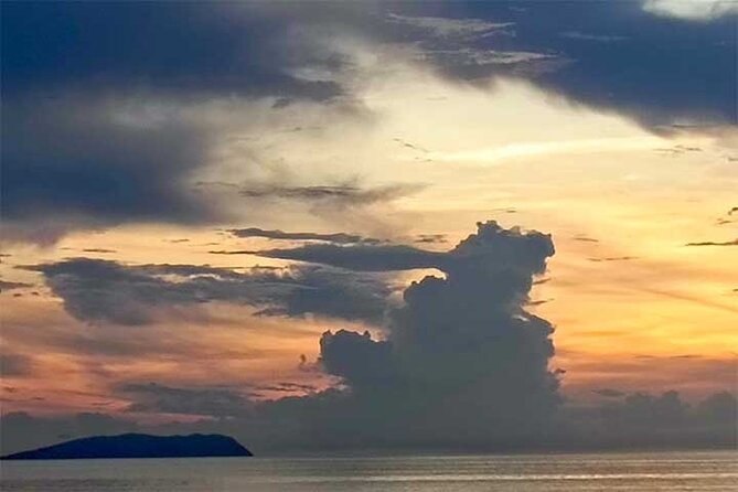 Uluwatu Temple with Sunset Tours - Jimbaran Bay and the optional seafood dinner