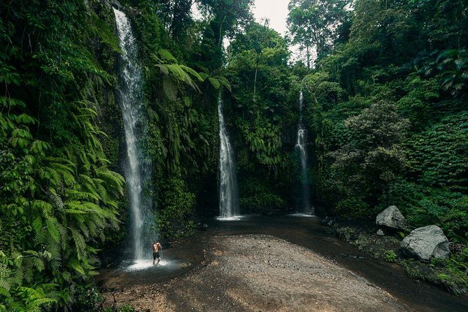 Visiting Benang Kelambu & Benang Stokel Waterfalls - Benang Kelambu and the change in the water