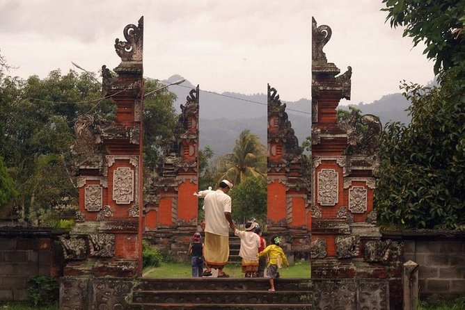 Visiting Benang Kelambu & Benang Stokel Waterfalls - The Islamic Center Mosque in a half-hour visit