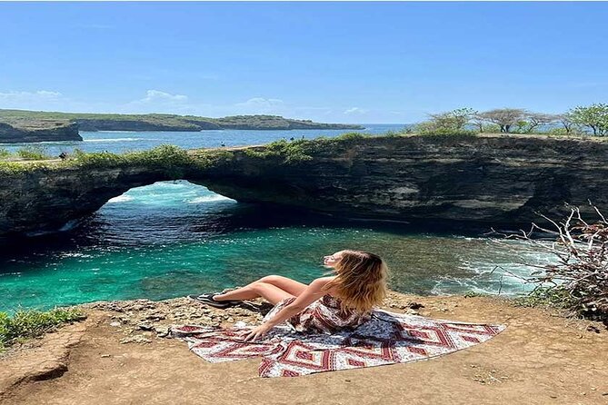 West Nusa Penida Full-Day Private Tour - Lunch, entrance fees, and what you still pay for