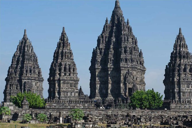 Yogyakarta: Borobudur Climb-up & Prambanan Day Trip All Inclusive - What the guide adds to the day