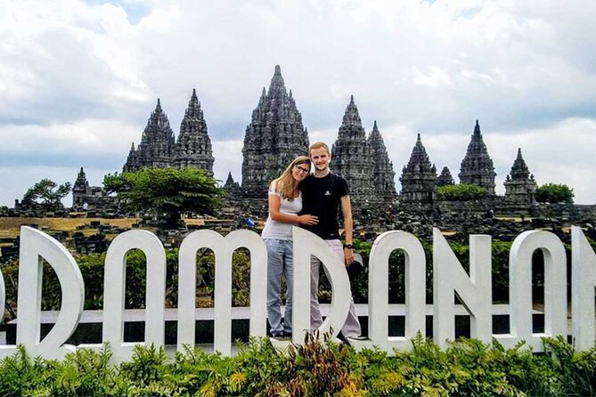 Yogyakarta: Borobudur Climb-up & Prambanan Day Trip All Inclusive - Group size, comfort, and pace
