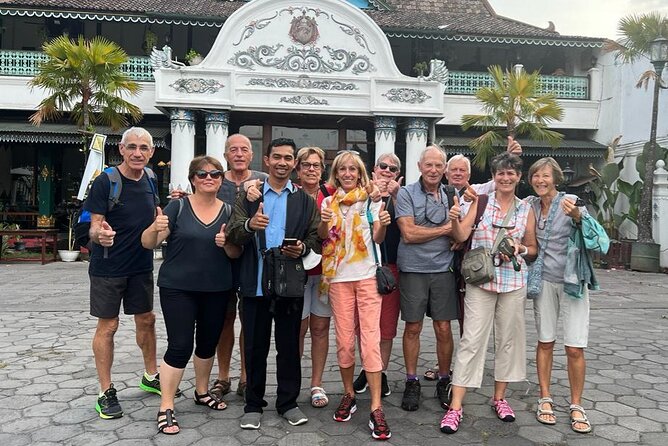 Yogyakarta: Borobudur Top Access & Prambanan Temple Private Tour - Timing, lunch, and the practical rhythm